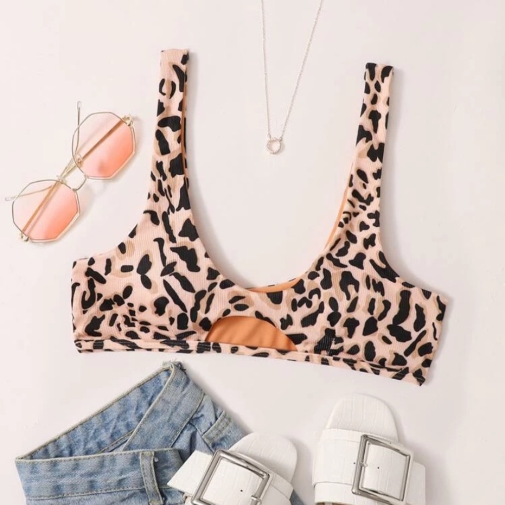 Bathing suit